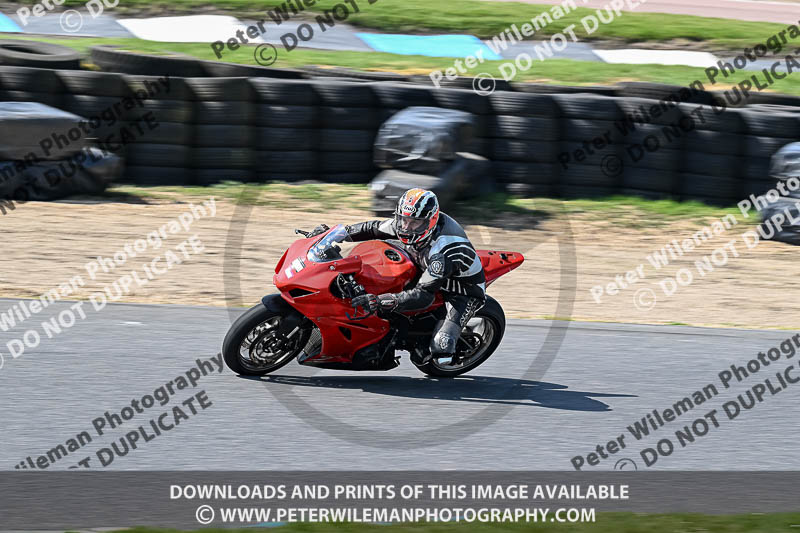 enduro digital images;event digital images;eventdigitalimages;lydden hill;lydden no limits trackday;lydden photographs;lydden trackday photographs;no limits trackdays;peter wileman photography;racing digital images;trackday digital images;trackday photos
